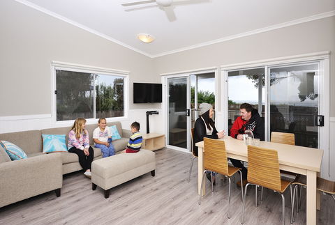 NRMA Portland Bay Holiday Park - Accommodation Coffs Harbour 2