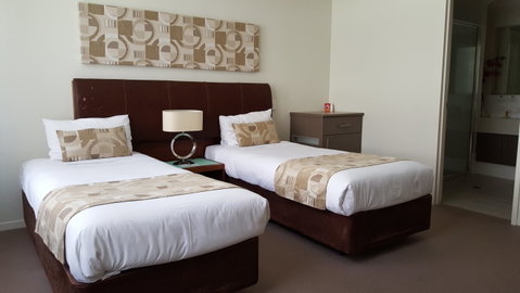 Quality Suites Fremantle - Accommodation Coffs Harbour 1