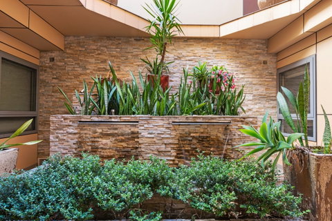 Quality Suites Camperdown - Accommodation Coffs Harbour 0