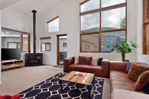 Snow Stream Apartments - Accommodation Coffs Harbour 0