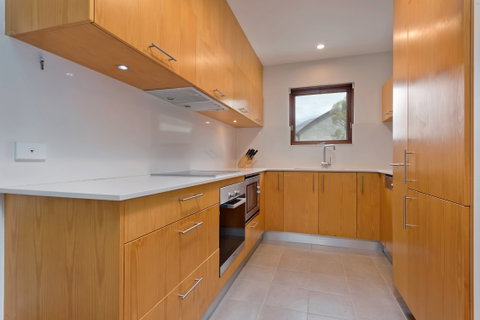 Snow Stream Apartments - Accommodation Coffs Harbour 2