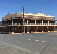 Tottenham Hotel - Accommodation Coffs Harbour