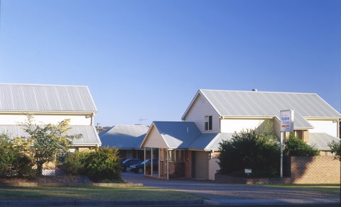 Dolphin Shores - Accommodation Coffs Harbour 0