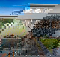 Elanora - Accommodation Coffs Harbour