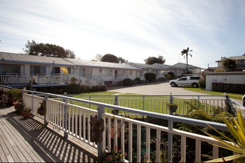 Flats Elite - Accommodation Coffs Harbour 0