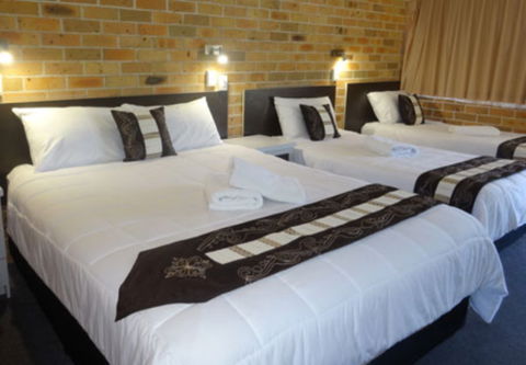 Forster Palms Motel - Accommodation Coffs Harbour 0