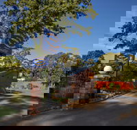 Golden Country Motel and Caravan Park - Accommodation Coffs Harbour
