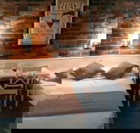 Hornsby Inn - Accommodation Coffs Harbour