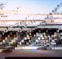 The Rising Sun Hotel - Accommodation Coffs Harbour