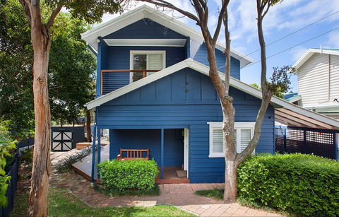 The Blue House At Wombarra Beach - Accommodation Coffs Harbour 0