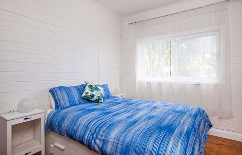 The Blue House At Wombarra Beach - Accommodation Coffs Harbour 2