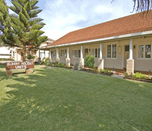 Albany Holiday Units - Accommodation Coffs Harbour