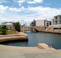 Crest Del Mar Apartments - Accommodation Coffs Harbour