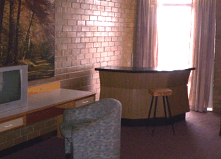 Red Castle Motor Inn - Accommodation Coffs Harbour
