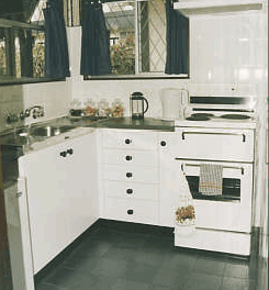 Elizabeths Manor - Accommodation Coffs Harbour 2