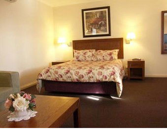 Armidale Pines Motel - Accommodation Coffs Harbour 0