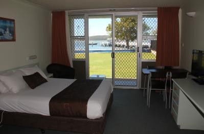 Zorba Motel - Accommodation Coffs Harbour 0