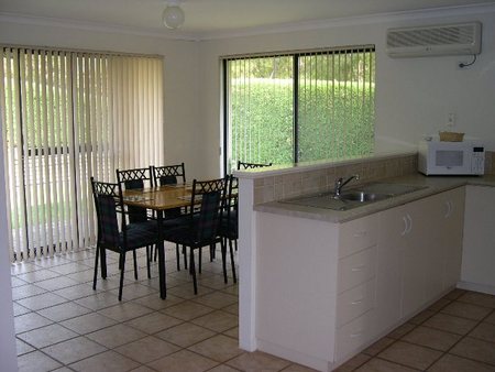 Walpole Bayside Villas - Accommodation Coffs Harbour 3
