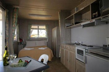 Bunbury Glade Caravan Park - Accommodation Coffs Harbour 2