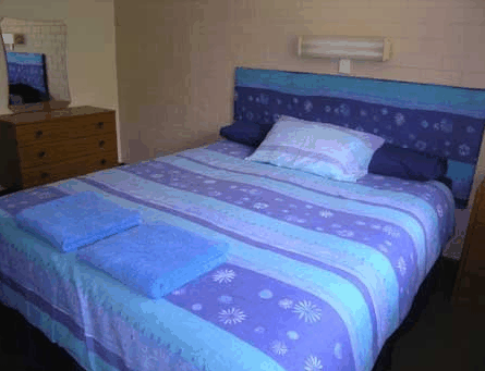 Emu Beach Chalets - Accommodation Coffs Harbour