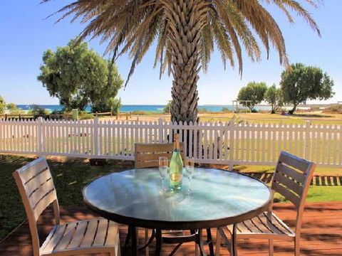 Bayview Coral Bay - Accommodation Coffs Harbour 4