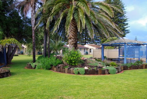 Esperance Beachfront Resort - Accommodation Coffs Harbour 2