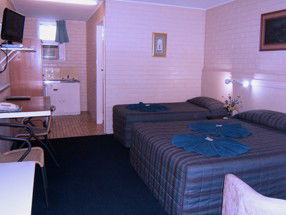 Whitsunday Palms Motel - Accommodation Coffs Harbour 3