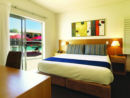 Oaks Broome - Accommodation Coffs Harbour 1