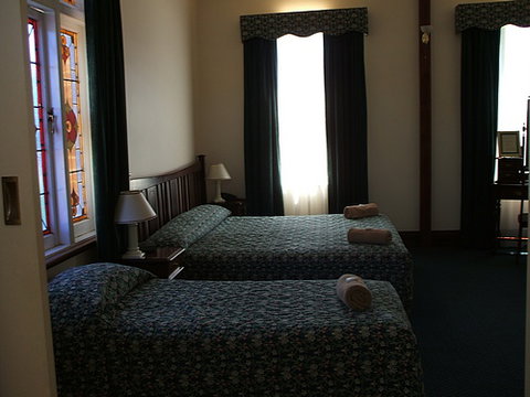 Shamrock Hotel - Accommodation Coffs Harbour 2