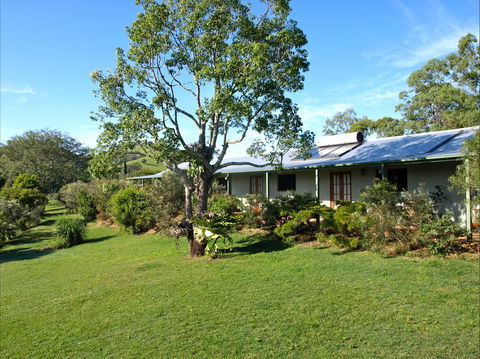Amamoor Lodge - Accommodation Coffs Harbour 1