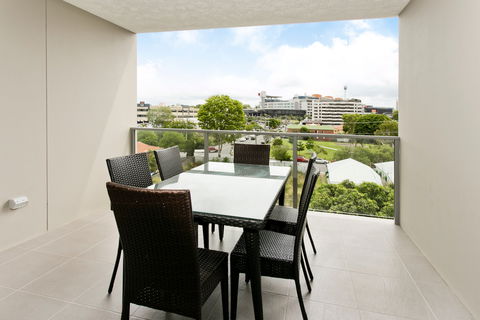 Arise Princess Regent - Accommodation Coffs Harbour 2