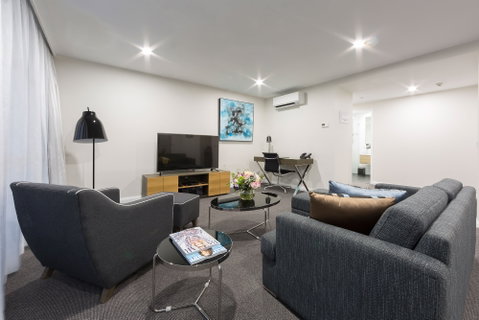Avenue Hotel Canberra - Accommodation Coffs Harbour 0