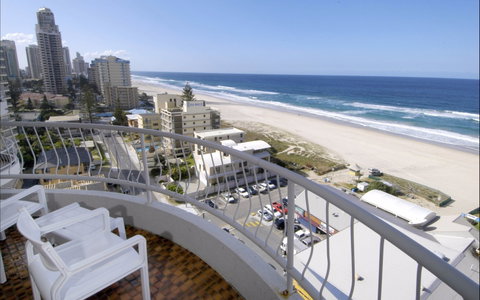 BreakFree Acapulco - Accommodation Coffs Harbour 2