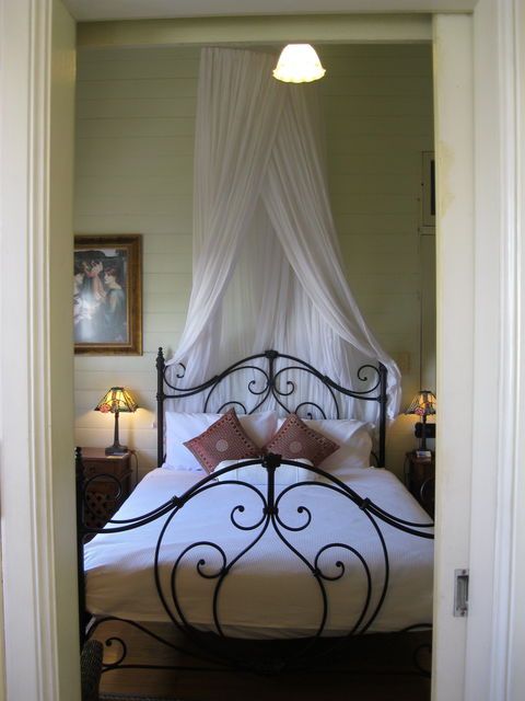 Classique Bed And Breakfast - Accommodation Coffs Harbour 1