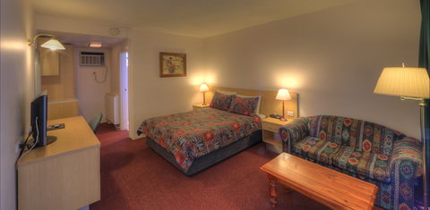 Cooma Motor Lodge - Accommodation Coffs Harbour 2