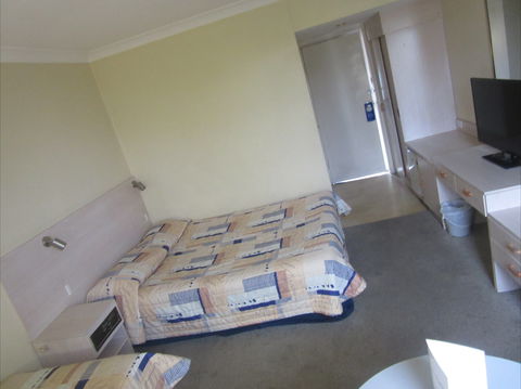 El Toro Motor Inn - Accommodation Coffs Harbour 0