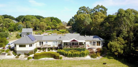 Llarrinda Bed & Breakfast - Accommodation Coffs Harbour 0