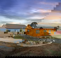 Majestic View Cottages - Accommodation Coffs Harbour