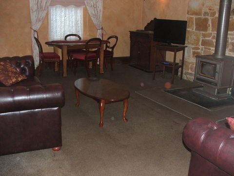 Mintaro Hideaway - Accommodation Coffs Harbour 1