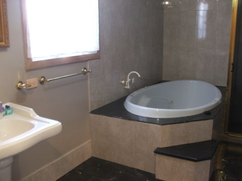 Mintaro Hideaway - Accommodation Coffs Harbour 2