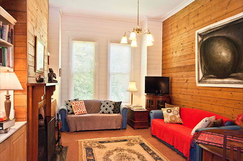 Pendower House B&B And Self Contained Apartments - Accommodation Coffs Harbour 2