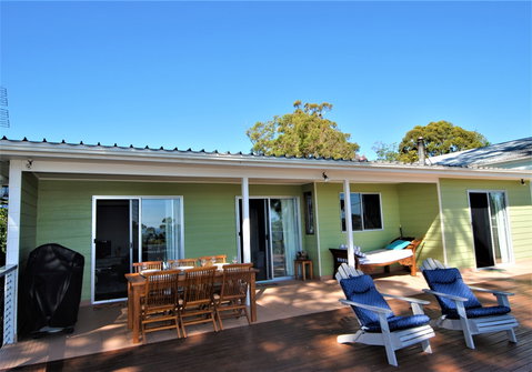 Sea Dreamer Cottage In Waldegrave - Accommodation Coffs Harbour 2