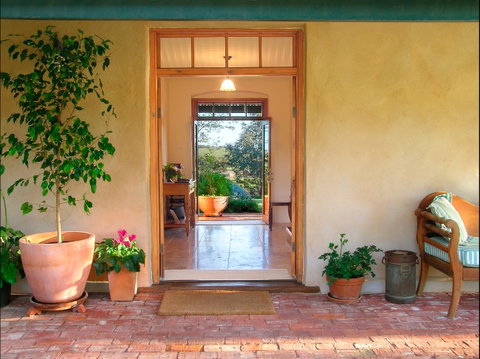 Seppeltsfield Vineyard Cottage - Accommodation Coffs Harbour 1