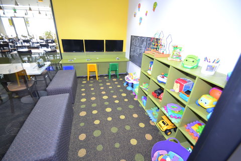 The Oaks Hotel Motel - Accommodation Coffs Harbour 2