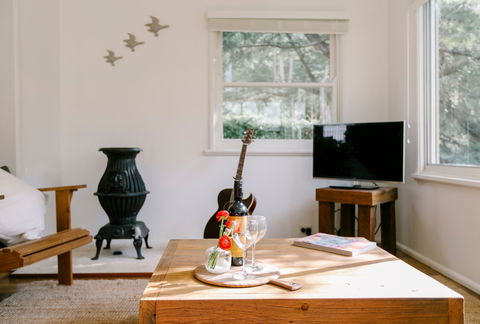The Palm Cottage At Coledale Beach - Accommodation Coffs Harbour 1