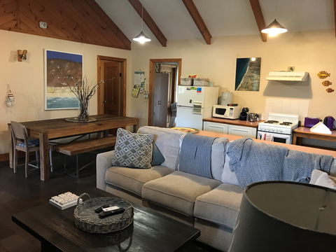 13 Broadbeach Drive, Carrickalinga - Accommodation Coffs Harbour 1