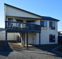 20 Albatross Ave - Hayborough - Accommodation Coffs Harbour
