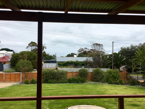 Carry Getaway - Accommodation Coffs Harbour 1