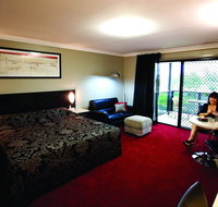 Cattleman's Country Motor Inn and Serviced Apartments - Open with Room Service - Accommodation Coffs Harbour