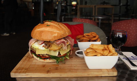 Edward River Hotel - Accommodation Coffs Harbour 2